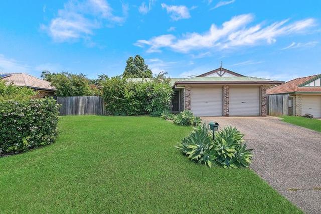 15 Darren Close, QLD 4165