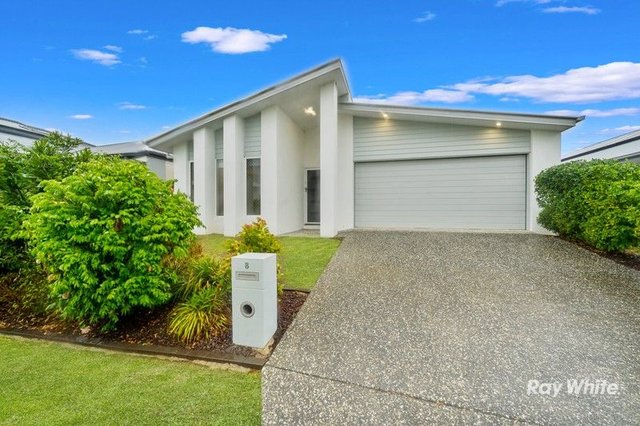 8 Burton Court, QLD 4133