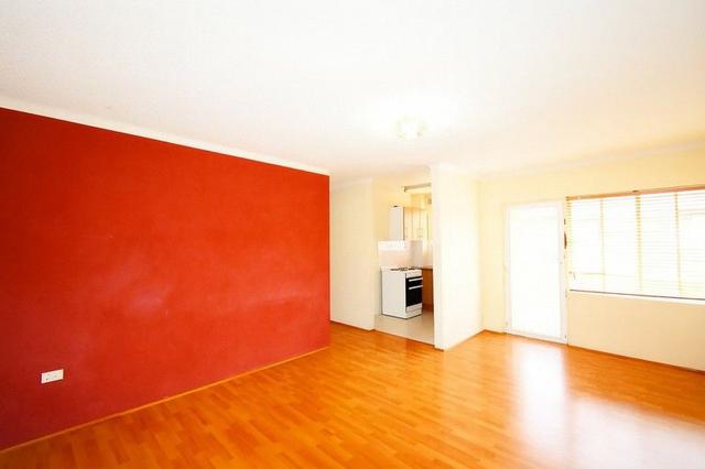 17/72 McBurney Road, NSW 2166