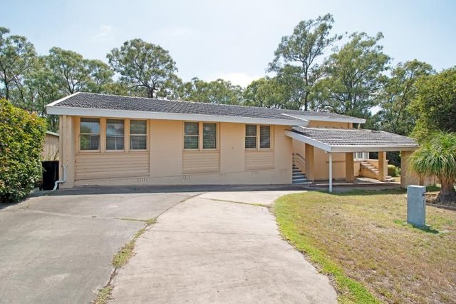 White Avenue, NSW 2330