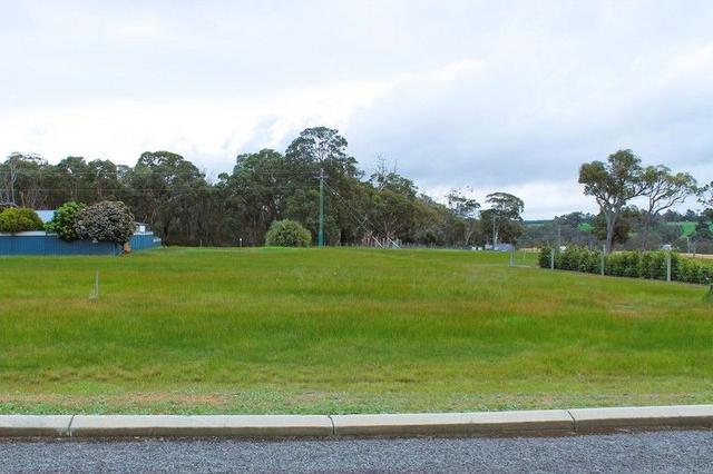 17 Boronia View, WA 6396