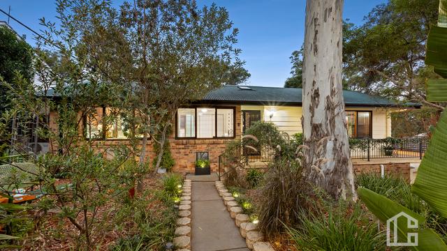 8 Blue Gum Crescent, NSW 2774