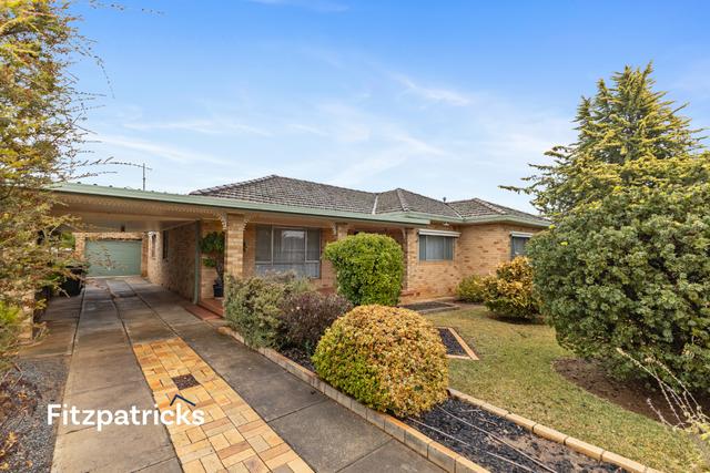 18 Walteela Avenue, NSW 2650