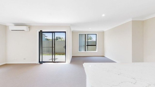 16b Middleton Drive, NSW 2323