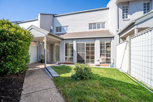 55 Grounds Crescent, ACT 2900
