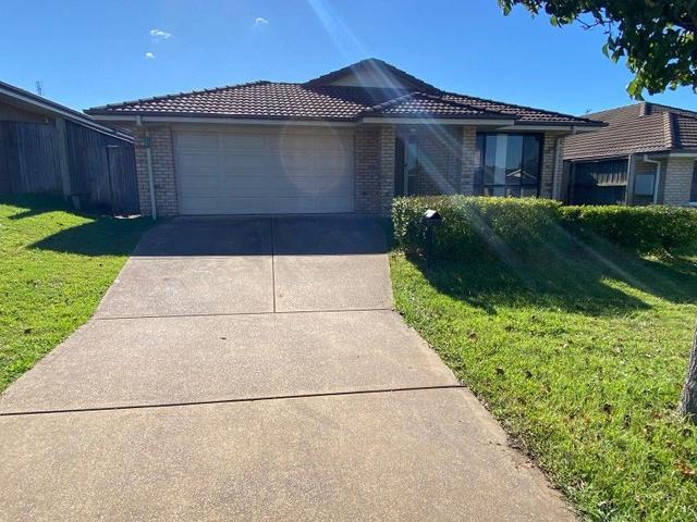5 Olearia Way, NSW 2320
