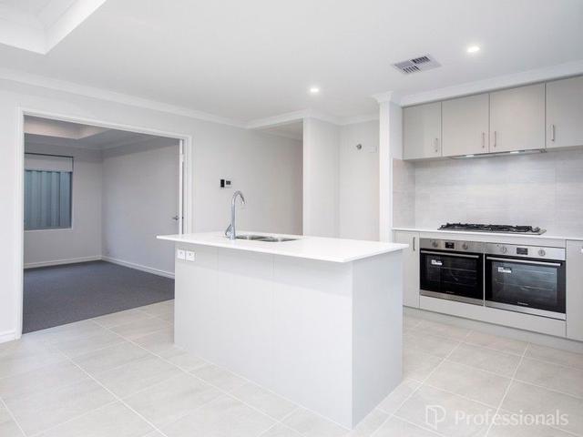 4 Buccaneer Road, WA 6034