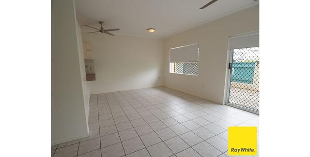 11/2 Grantala Street, QLD 4870