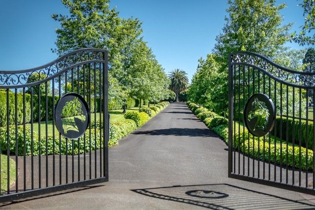 194-204 King Road, VIC 3806