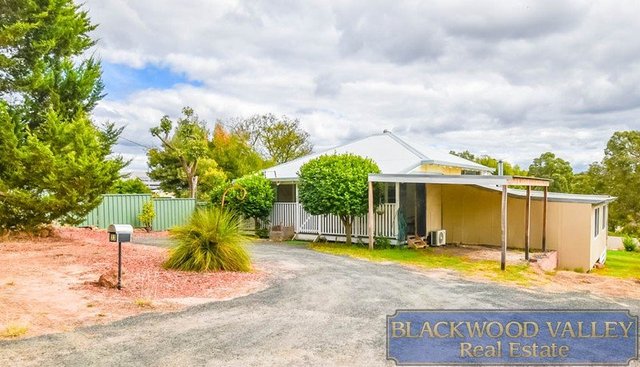 33 Padbury Road, WA 6255