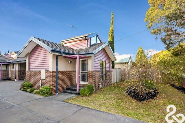 1/102 McMahon Road, VIC 3073