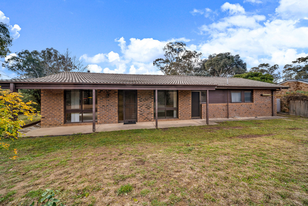 27 Lyall Crescent, Kambah ACT 2902 Allhomes
