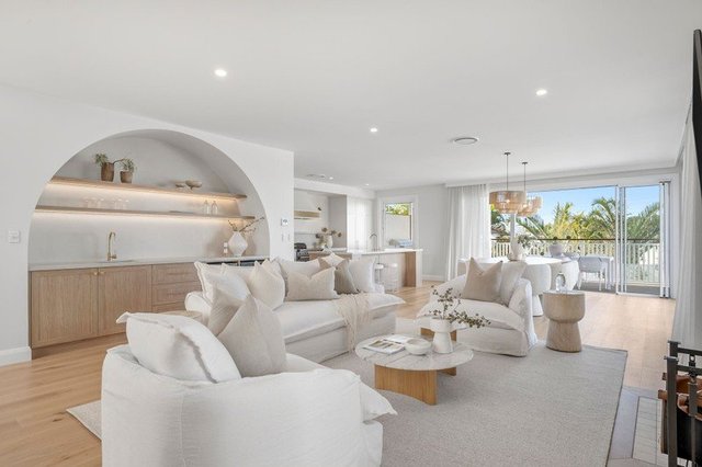 52 Southern Cross Parade, QLD 4567