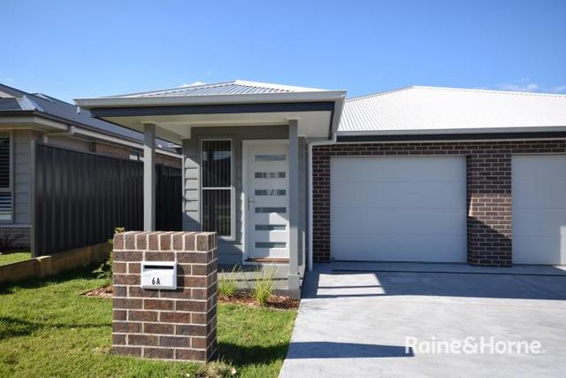 6B Halloran Street, NSW 2540