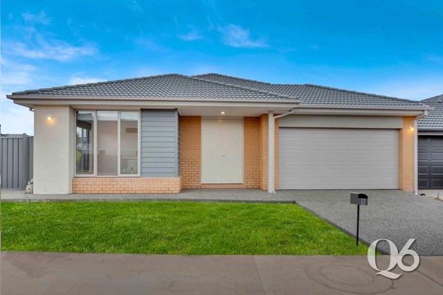 8 Roehampton Drive, VIC 3338