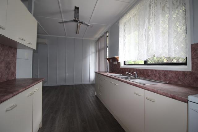 6 Railway Ave, QLD 4825