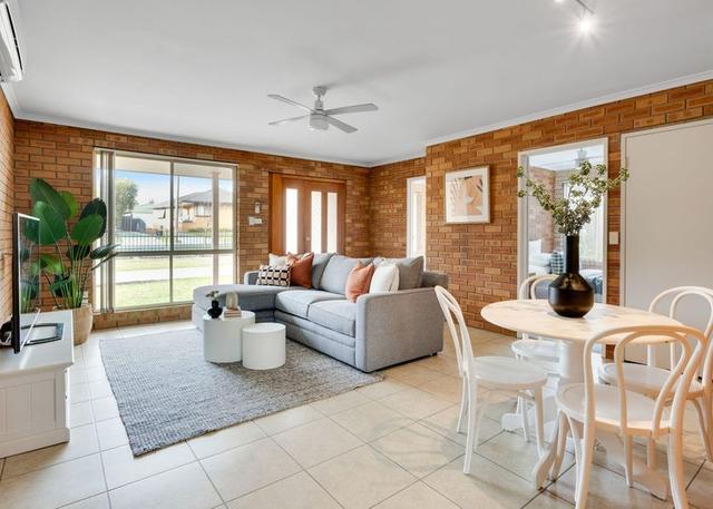 2/498 Hague Street, NSW 2641