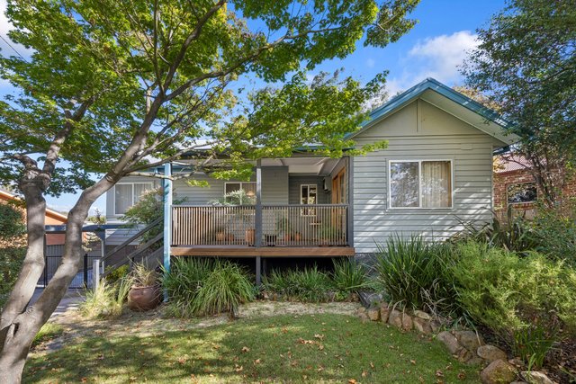 3 The Crescent, NSW 2620