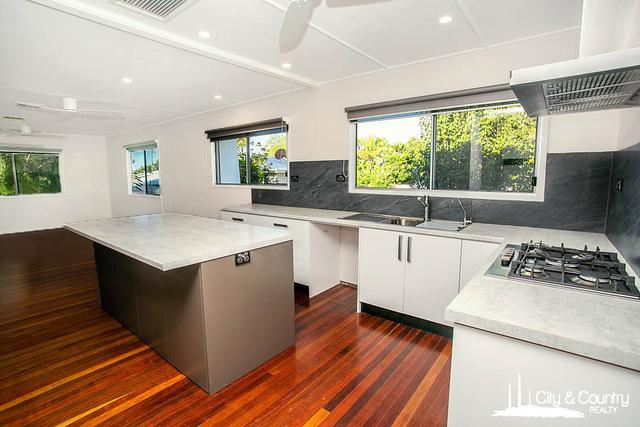 8 Shaw Crescent, QLD 4825