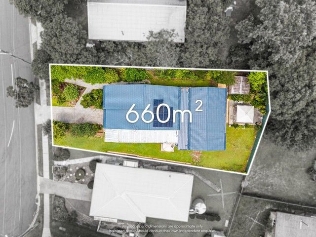 26 Lowanna Street, QLD 4069
