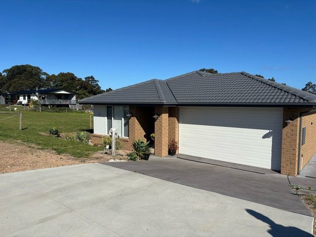 5 Curlew Grove, VIC 3904