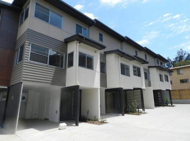 15/10 Flinders Street, QLD 4680