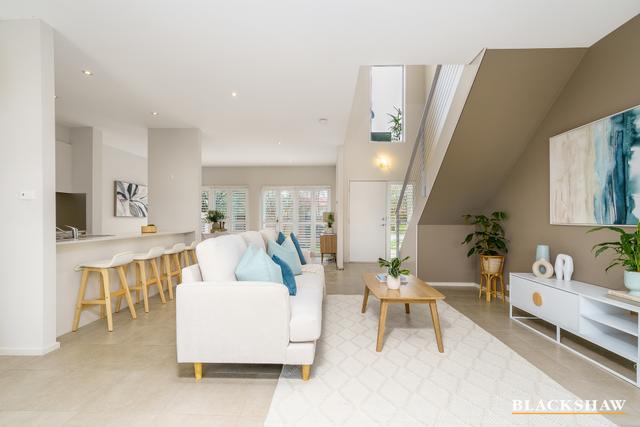 32 Aspinall Street, ACT 2602