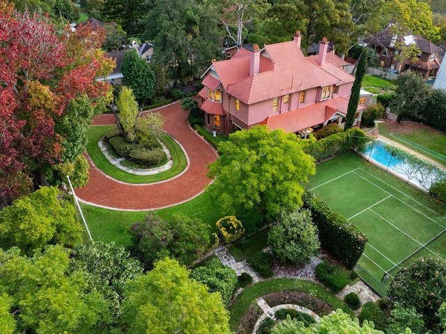 4 Illoura Avenue, NSW 2076