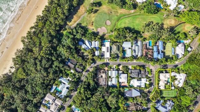 35 Beachfront Mirage Dr, QLD 4877