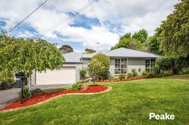 11 Ridge Road, VIC 3806