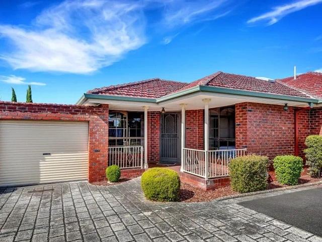 3/2 Oshannassy St, VIC 3041