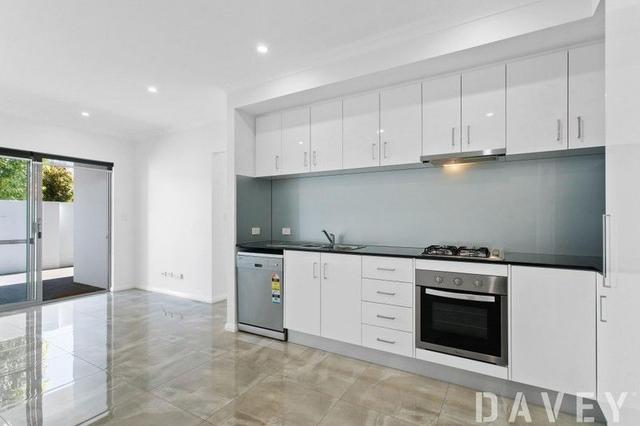 2/33 Lockwood Street, WA 6060