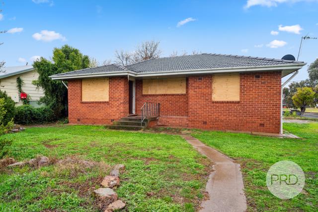 18 Lae Avenue, NSW 2650