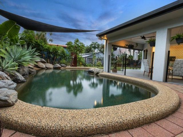 17 Stratford Chase, QLD 4870
