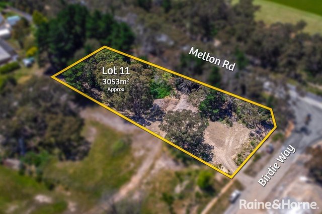 2 Birdie Way, VIC 3437