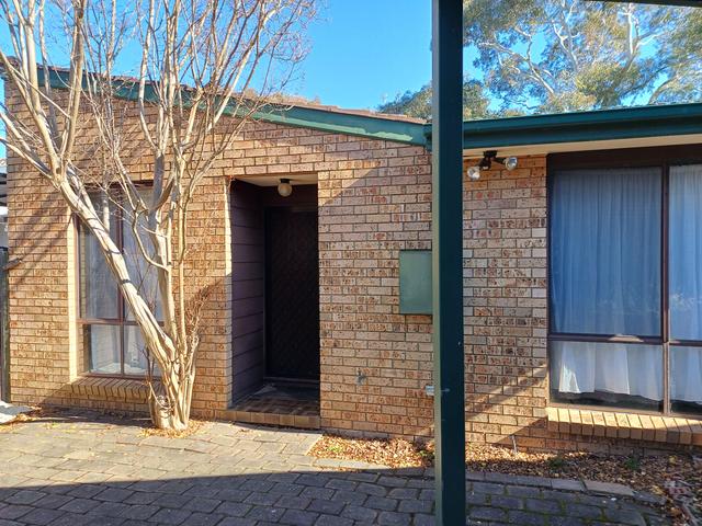 8 Stenhouse Close, ACT 2617