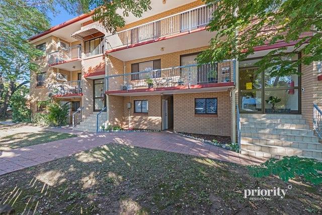 2/2 Foundation Street, QLD 4032