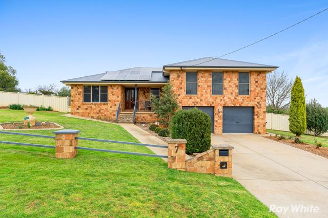 7 Ridge Street, NSW 2663
