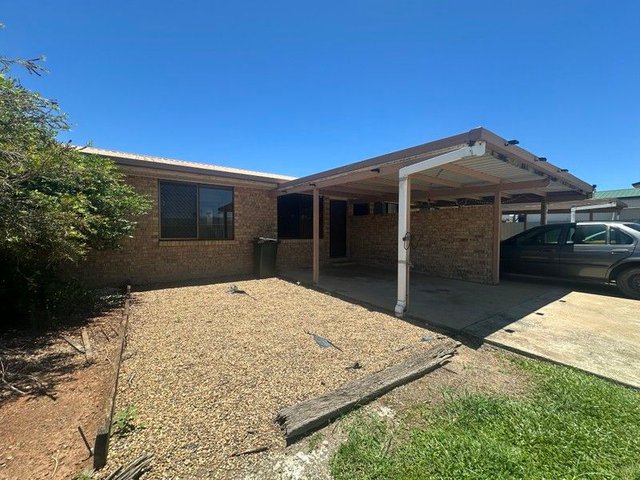 3/4 Novakoski Street, QLD 4670