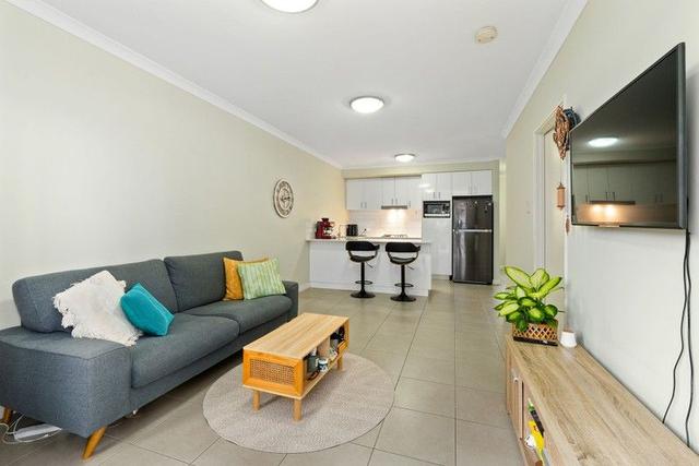 2/40 Mercer Way, WA 6061