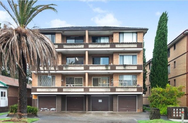 2/32 Fifth Avenue, NSW 2194