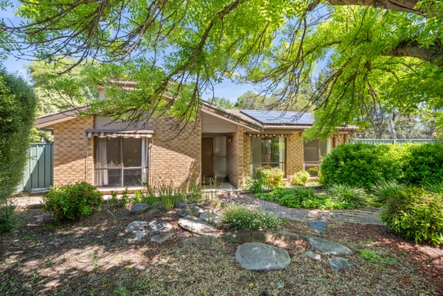 9 McGhie Place, ACT 2615