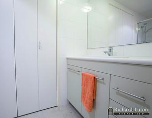 Bathroom (2010-06-02)