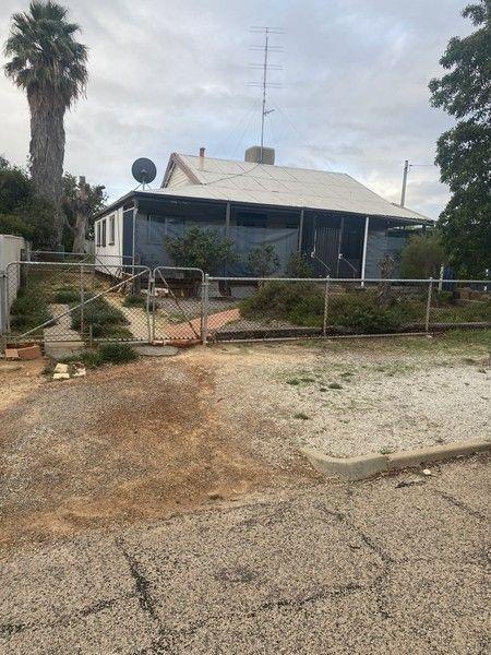 24 Johnston St, WA 6485