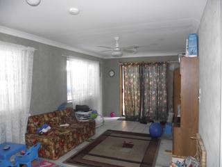 Standard Photo (2015-04-07)