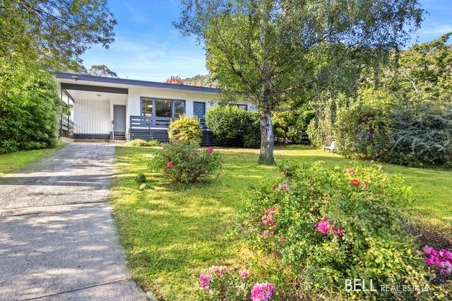 8 Azalea Court, VIC 3799