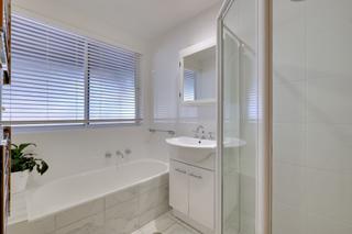 Bathroom (2020-02-04)