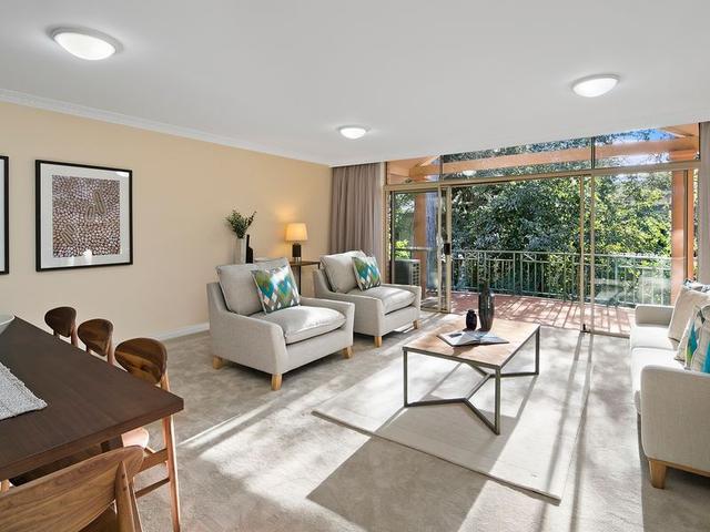 18/5 Gillott Way, NSW 2075