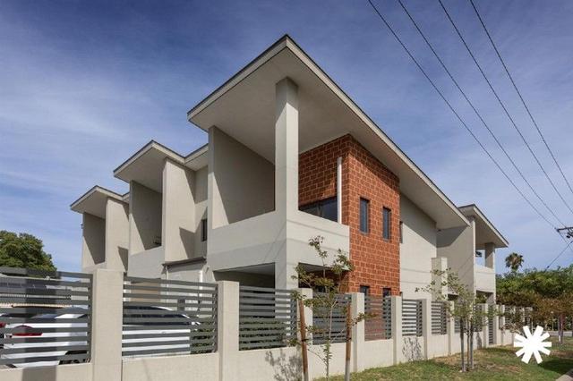 4/4 Crown Street, WA 6103