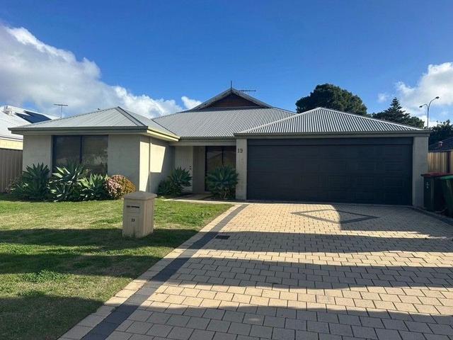 19 Triller Bend, WA 6065
